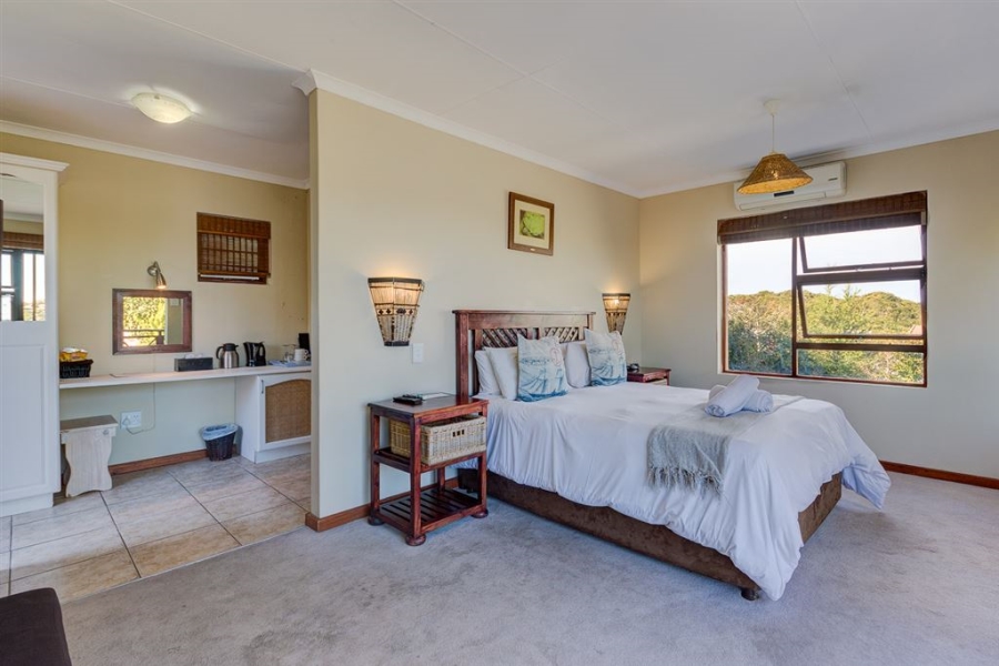 12 Bedroom Property for Sale in East Bank Eastern Cape